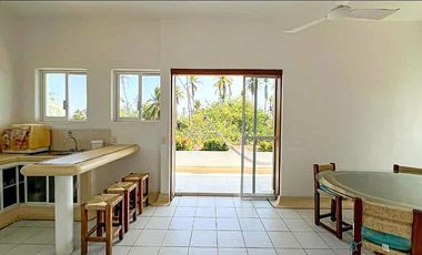 CASA A POCOS METROS DE PLAYA. BARRA DE POTOSÍ, GUERRERO.