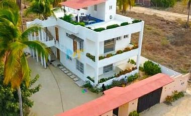 CASA A POCOS METROS DE PLAYA. BARRA DE POTOSÍ, GUERRERO.