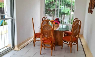 CASA A POCOS METROS DE PLAYA. BARRA DE POTOSÍ, GUERRERO.