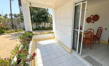 CASA A POCOS METROS DE PLAYA. BARRA DE POTOSÍ, GUERRERO.