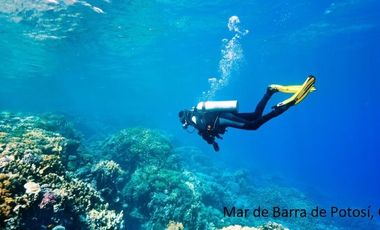 CASA A POCOS METROS DE PLAYA. BARRA DE POTOSÍ, GUERRERO.