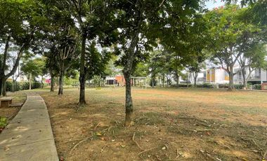 Se arrienda  de 2 pisos