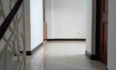 SE VENDE HERMOSA CASA EN FUSAGASUGA EXCELENTE UBICACIÓN.