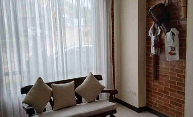 SE VENDE HERMOSA CASA EN FUSAGASUGA EXCELENTE UBICACIÓN.