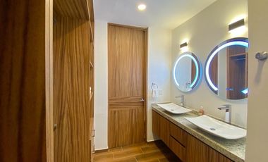 CASA 5 RECAMARAS EN FRACCIONAMIENTO EL CIELO A PASOS DE LA PLAYA