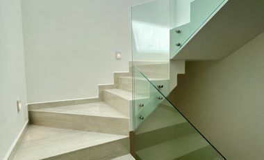 CASA 5 RECAMARAS EN FRACCIONAMIENTO EL CIELO A PASOS DE LA PLAYA