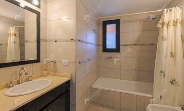 🟠Casa En Venta En San Martín De Los Andes A 300 Metros De La Costanera Del Lago Lacar🔵