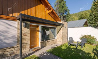 🟠Casa En Venta En San Martín De Los Andes A 300 Metros De La Costanera Del Lago Lacar🔵