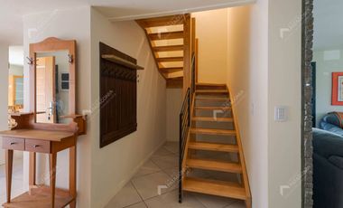 🟠Casa En Venta En San Martín De Los Andes A 300 Metros De La Costanera Del Lago Lacar🔵