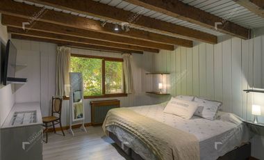 Casa en Venta 4 DORMITORIOS en ALTOS DEL SOL, SOBRE PTO MORENO