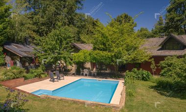 Casa en Venta 4 DORMITORIOS en ALTOS DEL SOL, SOBRE PTO MORENO