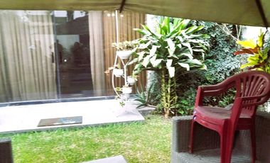 GRAN OCASION !!!! Vendo amplia casa con jardin