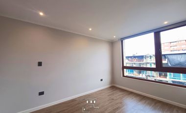 Departamento En Arriendo Edificio Vista Plaza 2d | 2b |2est.