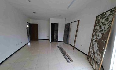 LOCAL/OFICINA EN CC ALBOCENTRO 4