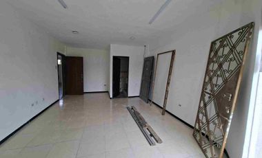 LOCAL/OFICINA EN CC ALBOCENTRO 4