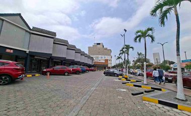 LOCAL/OFICINA EN CC ALBOCENTRO 4