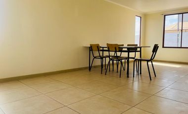 Arriendo Amplia Propiedad sector Cerro Sombrero, Arica