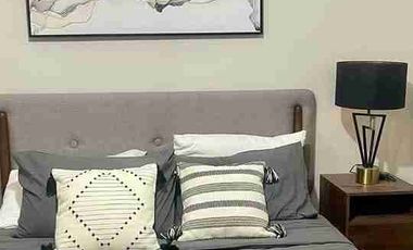 FURNISHED 1 BEDROOM CONDO