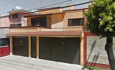 REMATO CASA  EN JARDIN BALBUENA