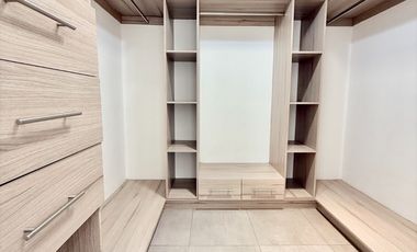 CASA EN RENTA I PORTON DEL VALLE RESIDENCIAL I MODELO GRANDE I OPCION A 4 HABITACIONES I BAÑO EN PLANTA BAJA  I ACCESO CONTROLADO I AREAS VERDES