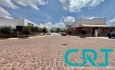 CASA EN RENTA I PORTON DEL VALLE RESIDENCIAL I MODELO GRANDE I OPCION A 4 HABITACIONES I BAÑO EN PLANTA BAJA  I ACCESO CONTROLADO I AREAS VERDES