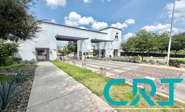 CASA EN RENTA I PORTON DEL VALLE RESIDENCIAL I MODELO GRANDE I OPCION A 4 HABITACIONES I BAÑO EN PLANTA BAJA  I ACCESO CONTROLADO I AREAS VERDES