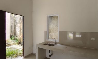 RUMAH CLUSTER MURAH SIAP HUNI LOKASI JL HANGTUAH UJUNG
