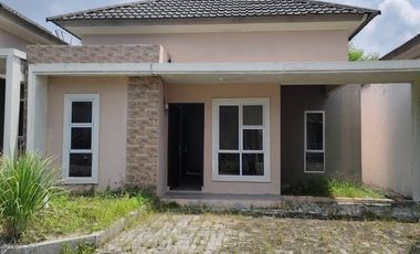 RUMAH CLUSTER MURAH SIAP HUNI LOKASI JL HANGTUAH UJUNG
