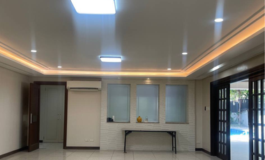 Urdaneta Village, Makati