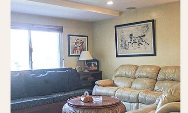 PRICE IMPROVED! White Plains House for Sale! Quezon City