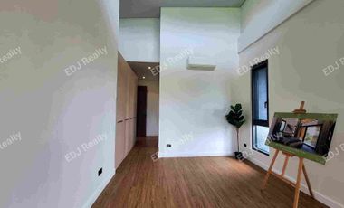 Modern Tropical Design House and Lot for Sale in Sun Valley Estates Antipolo with INFINITY POOL & Mountain View