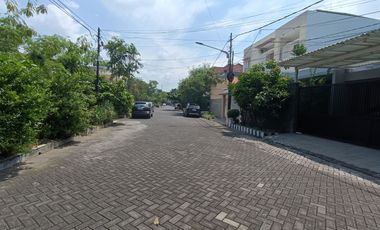 MANYAR TIRTOMOYO SIAP HUNI DKT LOKASI STRATEGIS TENGAH KOTA