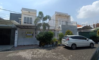 MANYAR TIRTOMOYO SIAP HUNI DKT LOKASI STRATEGIS TENGAH KOTA