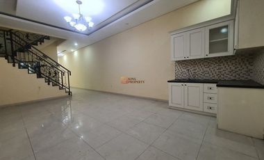 Jual Rumah Modern 2 Lantai Kondisi Lingkungan Nyaman Di Kemanggisan