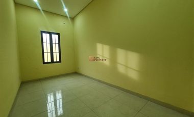 Jual Rumah Modern 2 Lantai Kondisi Lingkungan Nyaman Di Kemanggisan