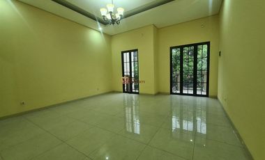 Jual Rumah Modern 2 Lantai Kondisi Lingkungan Nyaman Di Kemanggisan