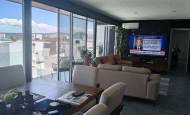 OPORTUNIDAD Única, departamento premium en Milenio III en VENTA, excelente vista, 2 cajones de estacionamiento.