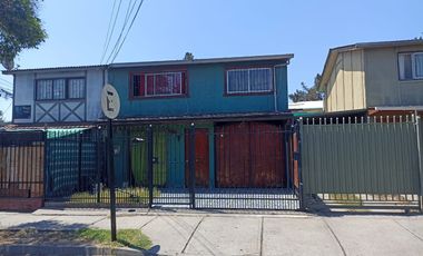VENTA CASA DOS PISOS, SAN BERNARDO.