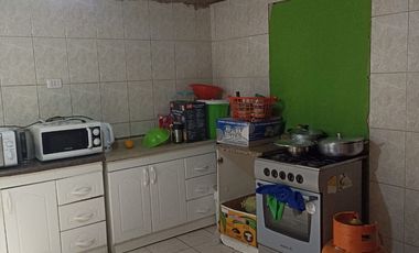 VENTA CASA DOS PISOS, SAN BERNARDO.