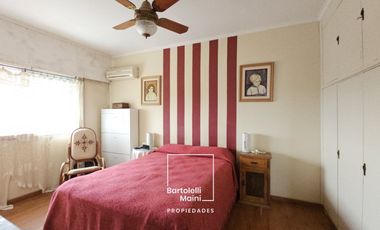 VENTA | Depto 3 Dormitorios + cochera | Cochabamba 45