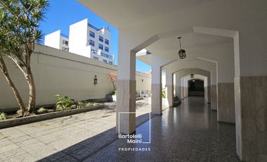 VENTA | Depto 3 Dormitorios + cochera | Cochabamba 45