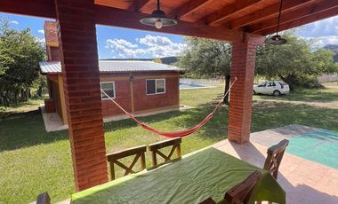 Complejo de 3 cabañas en San Lorenzo, Córdoba.