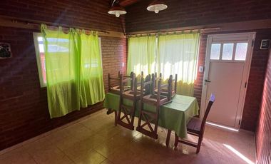 Complejo de 3 cabañas en San Lorenzo, Córdoba.