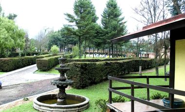 Se Vende Residencia - Club Hípico Carretera Federal Mexico - Cuernavaca