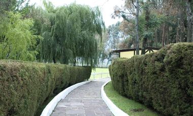 Se Vende Residencia - Club Hípico Carretera Federal Mexico - Cuernavaca