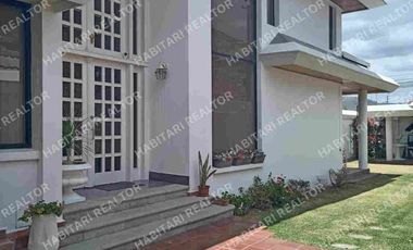 EN VENTA CASA, SECTOR SAN ANTONIO DE PICHINCHA KARTODROMO, 4 DORMITORIOS