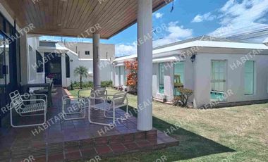 EN VENTA CASA, SECTOR SAN ANTONIO DE PICHINCHA KARTODROMO, 4 DORMITORIOS