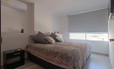Apartamento amoblado en Condominio Gaira – Piso 2 con aire acondicionado