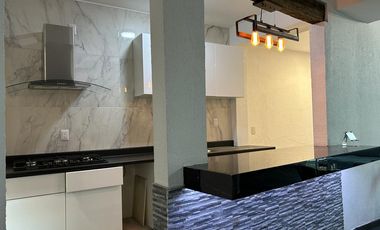 GARDEN HOUSE CON TERRAZA Y JARDIN PRIVADO EN 5A SECC DE LOMAS VERDES