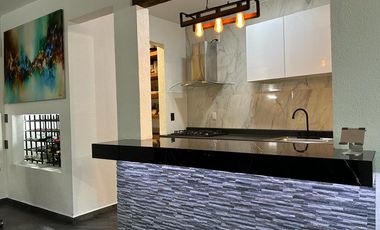 GARDEN HOUSE CON TERRAZA Y JARDIN PRIVADO EN 5A SECC DE LOMAS VERDES